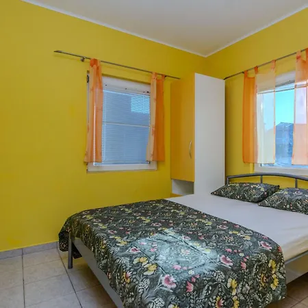 Mahnet 1 By Interhome Daire *