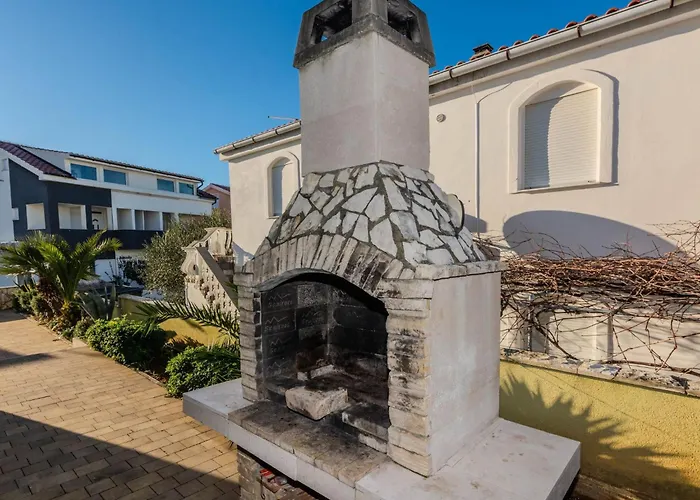 Mahnet 1 By Interhome *