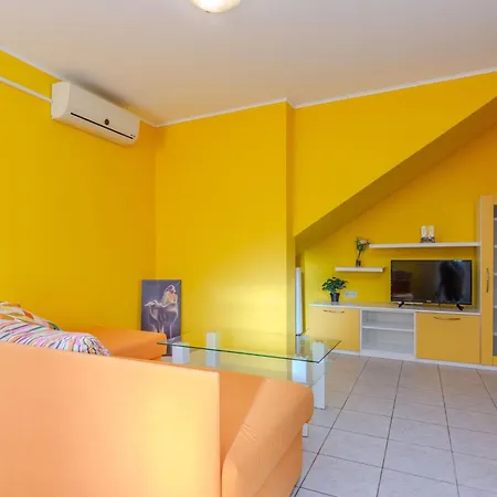 Mahnet 1 By Interhome 公寓